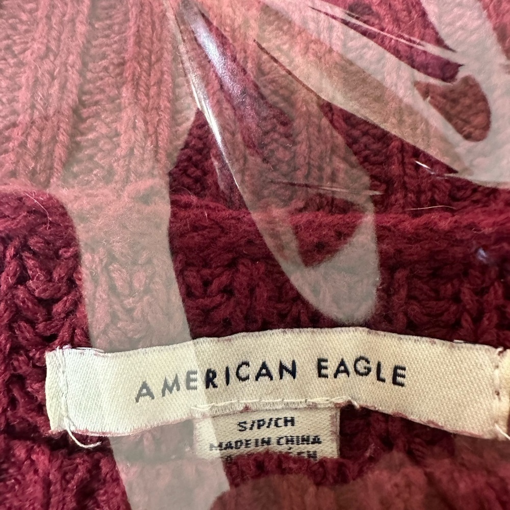 American Eagle Women’s Size Small Maroon Varsity Long Sleeve Crew Sweater - Picture 8 of 8